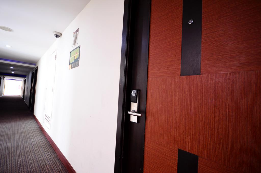 Pb Grand Hotel Hat Yai Ngoại thất bức ảnh